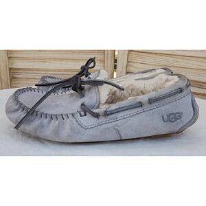 UGG Sz 6 Light Blue Gray Suede Dakota Moccasin Slippers Cozy Warm Scandinavian
